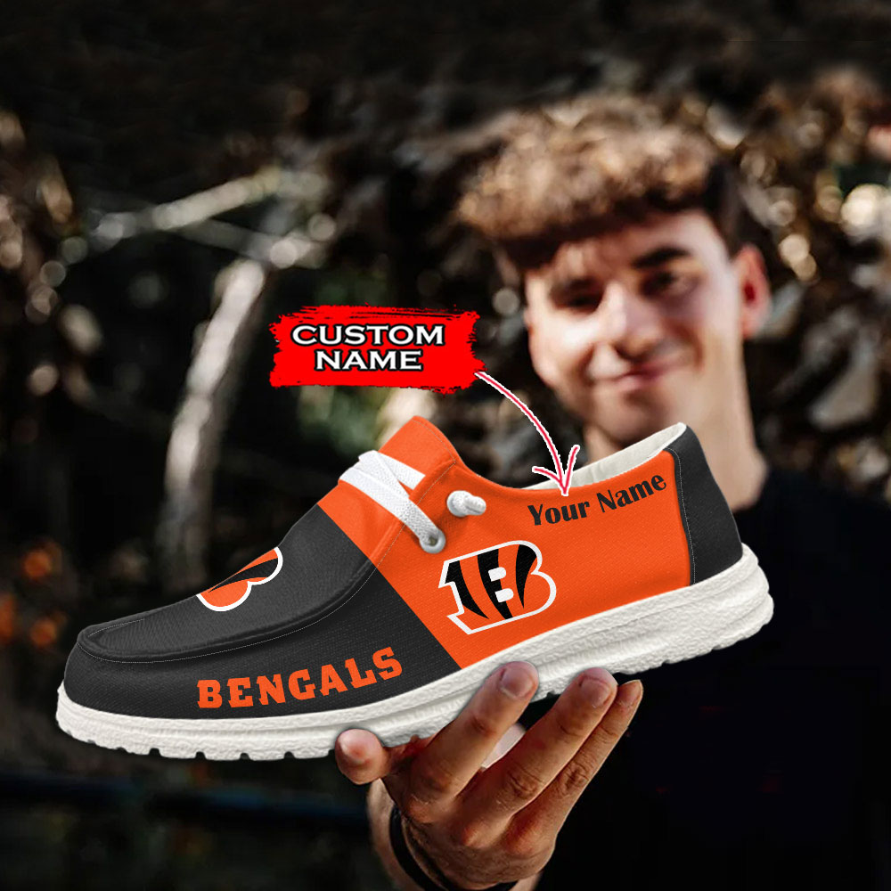 mk1hand-0white-HDUDES-CON-DS001-061023-NFL07