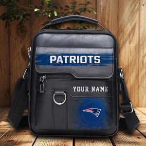 New England Patriots Custom Name Men Leather Crossbody Bag, Cell Phone Purse, Zipper Shoulder Bag VS01
